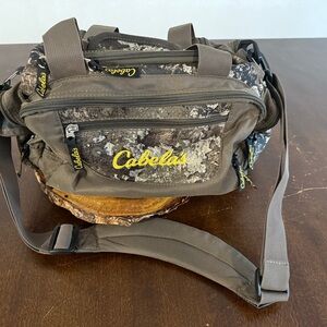 New w/o tags Cabela's Catch-All Versatile & Durable Gear Bag